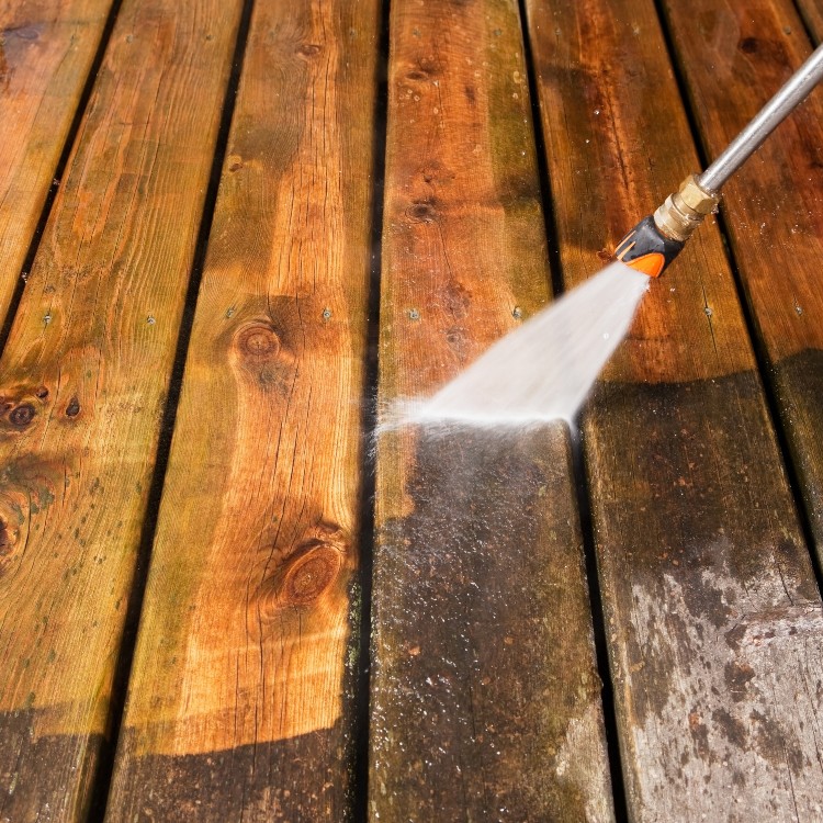 Power Washing in Deltona, FL